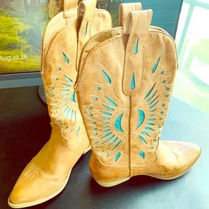 Women boots